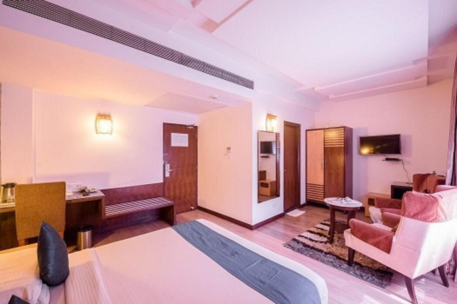 Hotel Silicrest Bangalore Exterior foto