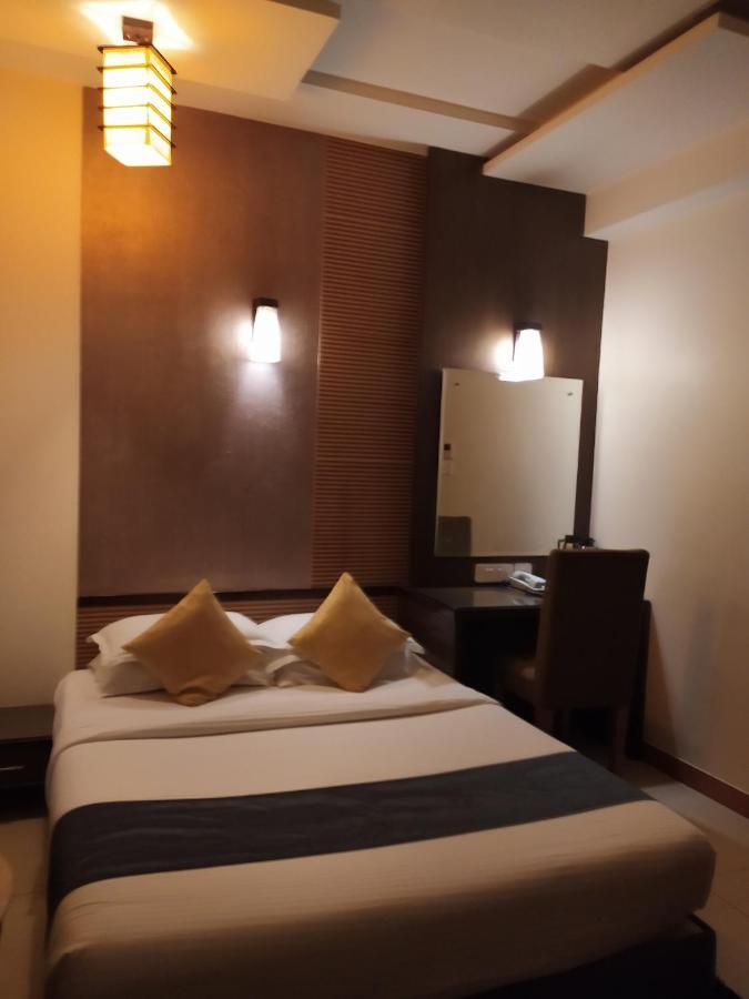 Hotel Silicrest Bangalore Exterior foto